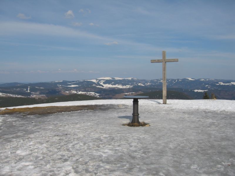 2009-04-11 (33) summit cross and Feldberg